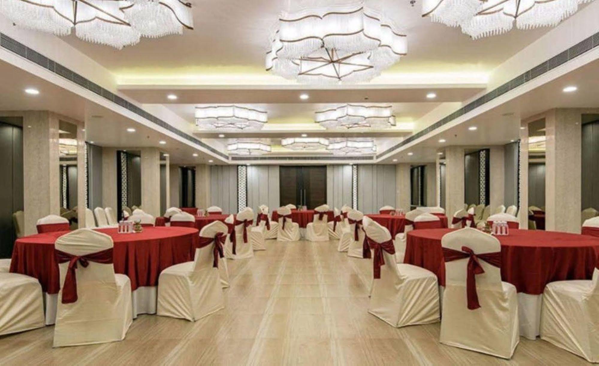 Regenta Central Deccan Chennai, Royapettah Екстер'єр фото